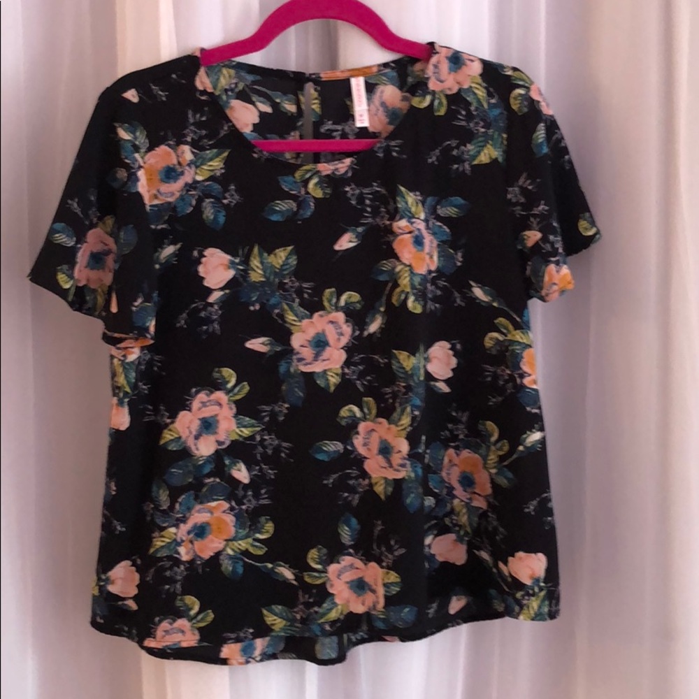 Ruffle sleeve black floral blouse LAST CALL